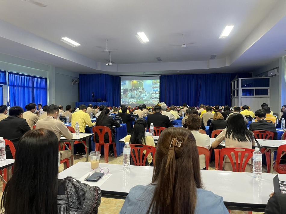 เข้าร่วมประชุมซักซ้อมเพื่อเสริมสร้างความรู้ความเข้าใจให้แก่องค์กรปกครองส่วนท้องถิ่นที่เป็นหน่วยรับงบประมาณตรง ณ ห้องประชุมอาคารสโมสรพนักงานเทศบาลตำบลบ้านต๋อม อำเภอเมืองพะเยา จังหวัดพะเยา