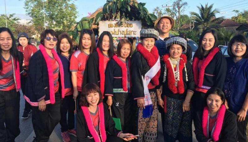 เทศบาลตำบลศรีถ้อย อำเภอแม่ใจ จังหวัดพะเยา ร่วมแข่งขันกีฬาท้องถิ่นแม่ใจสัมพันธ์ ระหว่างวันที่ 14-16 ธันวาคม 2561 (8 ภาพ)