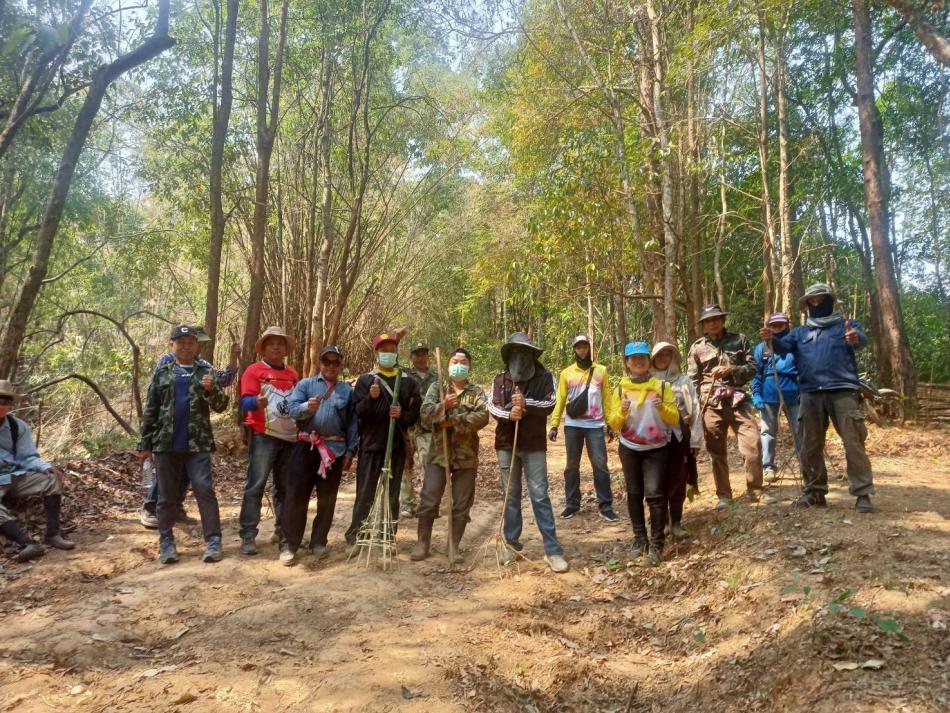 กิจกรรมทำแนวกันไฟในพื้นที่บ้านปางปูเลาะ ระยะทาง 7 กิโลเมตร