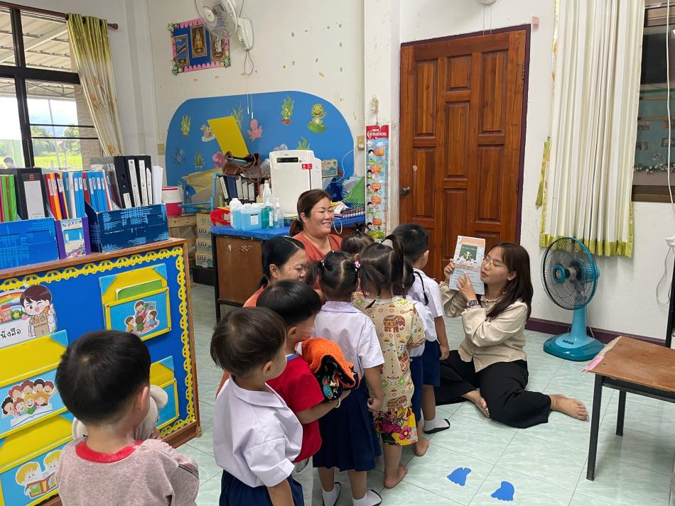 ตรวจคัดกรองโรค มือ เท้า ปาก(Hand, Foot, and Mouth Disease – HFMD)เด็กเล็กของศูนย์พัฒนาเด็กเล็กตำบลศรีถ้อย