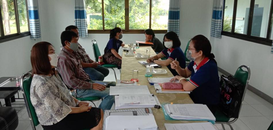 วันที่ 26 มิ.ย เวลา 8..45 น.  สนง.คลังจ.พะเยาลงพื้นที่ ติดตามความคืบหน้าโครงการความโปร่งใสในการก่อสร้างภาครัฐ.(cost) ครั้งที่1 โครงการก่อสร้างถนนคอนกรีตเสริมเหล็ก รหัสทางหลวงท้องถิ่น พย.ถ.65-0008 สายทางบ้านท่าต้นหาด – บ้านทุ่งโป่ง  ตำบลศรีถ้อย  อำเภอแม่ใจ  จังหวัดพะเยา ณ ห้องประชุมเล็ก ทต.ศรีถ้อย (8 ภาพ)