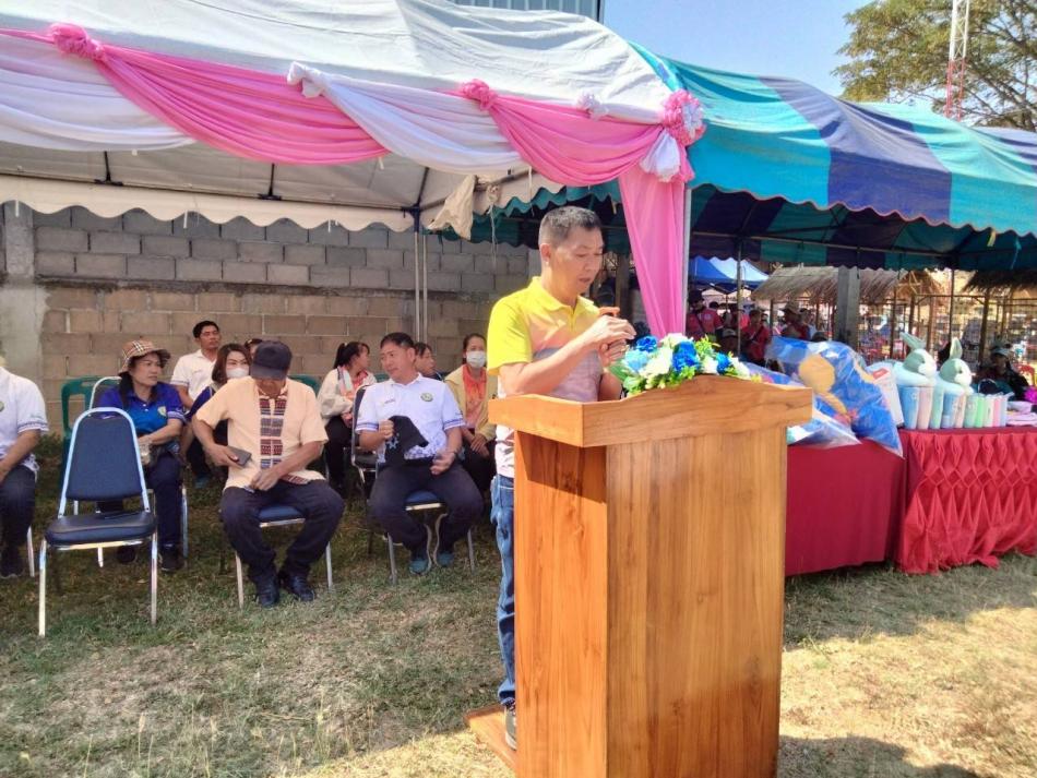 ดาบตำรวจเทพสงวน ปันสุวรรณ นายกเทศมนตรีตำบลศรีถ้อย เป็นประธานกล่าวปิดโครงการแข่งขันกีฬาเด็ก เยาวชนและประชาชนต้านยาเสพติด ประจำปีงบประมาณ 2567 ณ สนามกีฬาศูนย์พัฒนาคุณภาพชีวิตและส่งเสริมอาชีพผู้สูงอายุเทศบาลตำบลศรีถ้อย พร้อมทั้งมอบเงินรางวัล พร้อมด้วยถ้วยรางวัล และรางวัลพิเศษให้แก่เด็ก เยาวชน ที่ร่วมกิจกรรม โดยมี คณะผู้บริหาร สมาชิกสภาเทศบาล ผู้นำท้องที่ แขกผู้มีเกียรติและพนักงาน เจ้าหน้าที่เทศบาลตำบลศรีถ้อย เข้าร่วมกิจกรรมด้วย